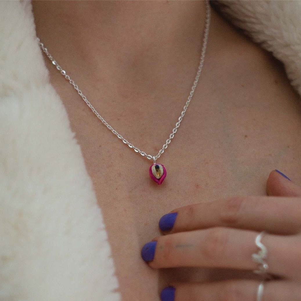 Vulvaa Pink Universe Kette