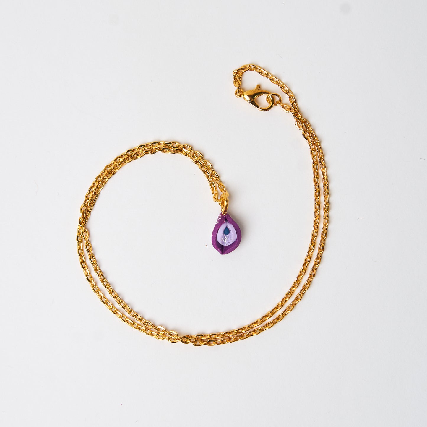 Vulvaa Rubin Red Chain
