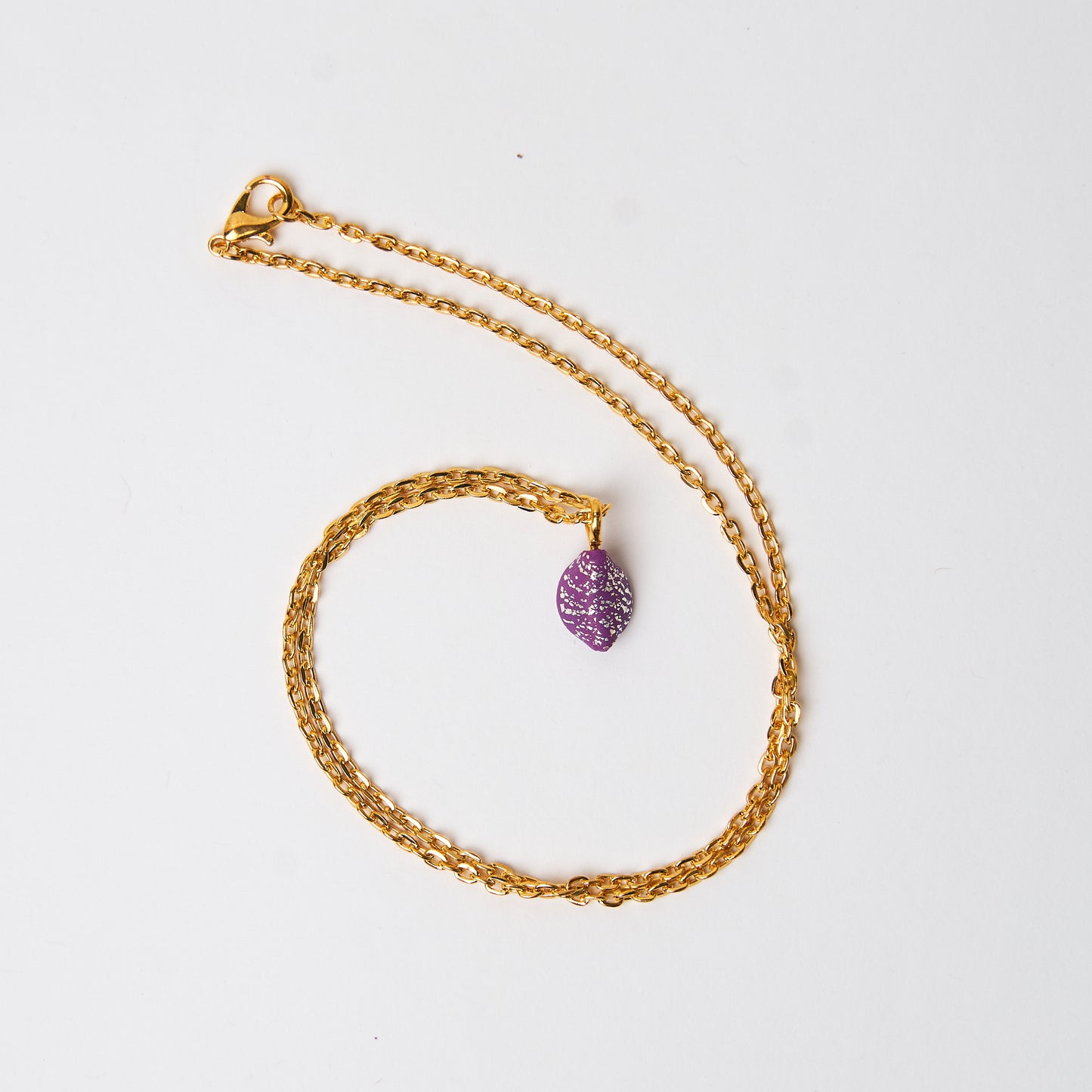 Vulvaa Rubin Red Chain