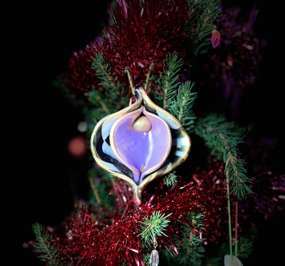 XMESS Vulvaa Ornament