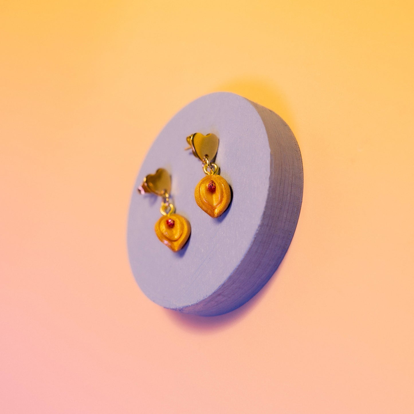 Golden Mary Vulvaa